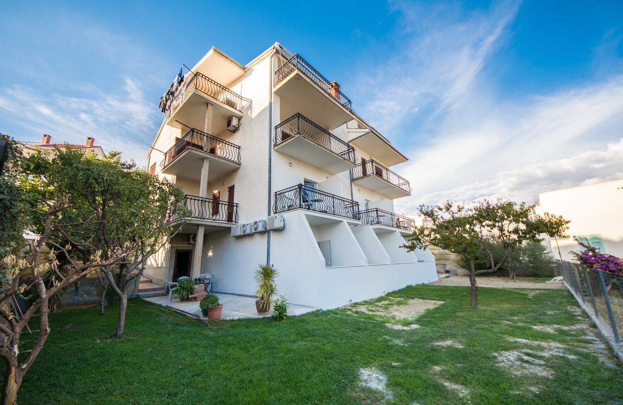 Rooms & Apartments Bruno Stobrec Exterior photo